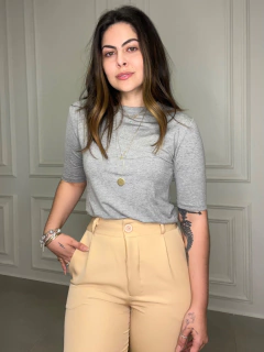 Blusa Stella na internet