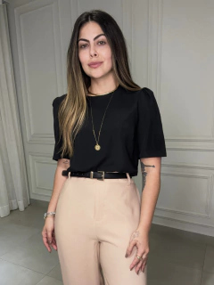 Pantalona Mariana na internet