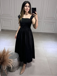 Vestido Kingdom na internet