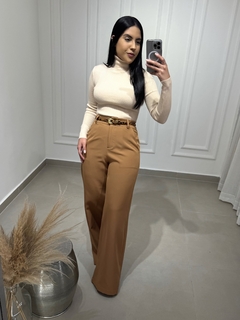 Pantalona Alessandra na internet