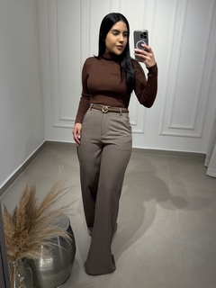 Pantalona Alessandra na internet