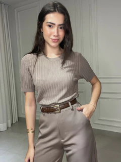 Pantalona Alessandra na internet