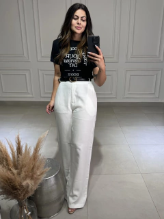 Pantalona Mariana na internet