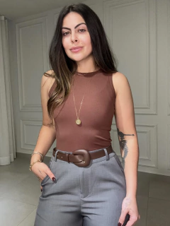 Pantalona Antonela na internet