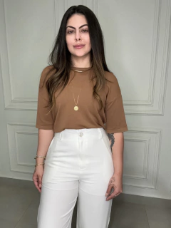 Pantalona Mariana na internet