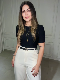Pantalona Alessandra na internet