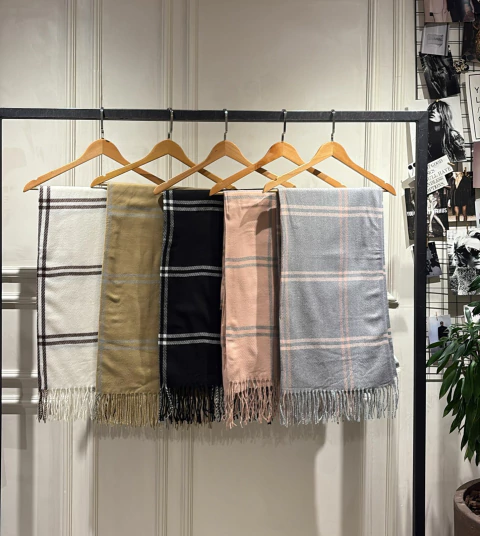 Cachecol Xadrez Minimalista - comprar online