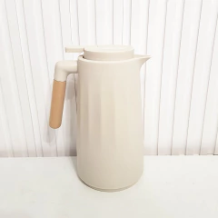 Garrafa Térmica 1l New Unique bege nude para kit higiene - comprar online