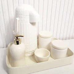 Kit Higiene Bebê Branco e Creme Nude - Bandeja Couro na internet