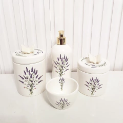 Imagem do Kit Higiene Bebê - Conjunto Lavanda com borboleta