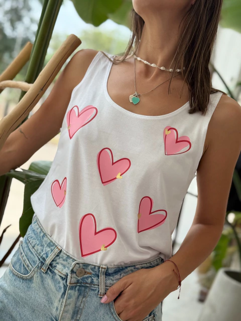 Musculosa BÁSICA - CORAZON 3 COLORES full remera - comprar online
