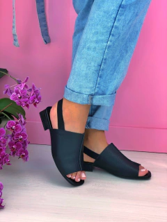 Sandália Gruller Linha Conforto Couro Preto 68039 na internet