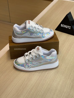 Sneaker Schutz Tênis Sicily Prata Holográfico S20672 0039 0001U