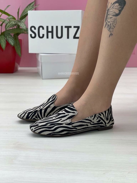 Mocassim/Sapatilha Schutz Zebrada S20710 0023 0079U - LEIAM A DESCRIÇÃO