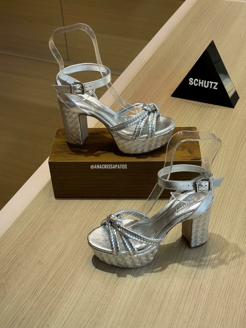 Schutz Sandália Meia Pata Prateado Couro S20346 0152 0007U