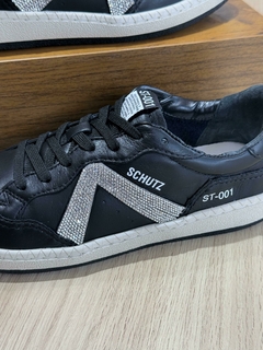 Schutz Sneaker ST-001 Preto Strass Tênis - comprar online