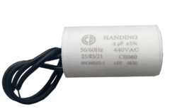 CAPACITOR DE PARTIDA 4 UF X 440 VAC - comprar online