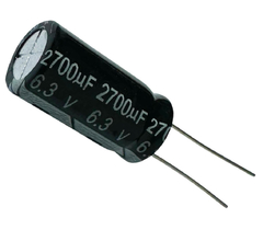 CAPACITOR ELETROLITICO 2700X6,3V - 2700UF X 6,3V - 105º GRAUS na internet