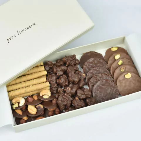 CAIXA SELEÇÃO GRANDE - CLÁSSICA