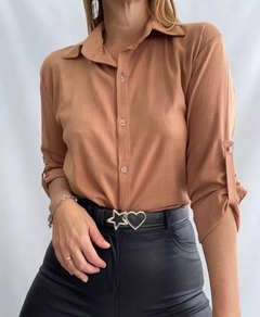 Imagen de Camisa Lino Manga Larga Lisa Mujer Entallada Premium (470)
