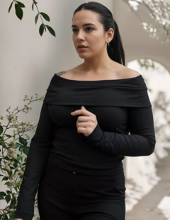 Remera Cuello Bote Hombros Descubiertos Modal Paisanita Dama (404) - BAKMOR