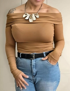 Imagen de Remera Cuello Bote Hombros Descubiertos Modal Paisanita Dama (404)