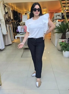 Blusa Lino Manga Bordado Volado Mujer (538) - BAKMOR