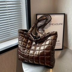 Bolso De Hombro Grande Acolchado Matelasse Mujer Importado (130) en internet
