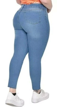 Pantalon Jean Mujer Elastizado Talles Especiales Chupin (28)