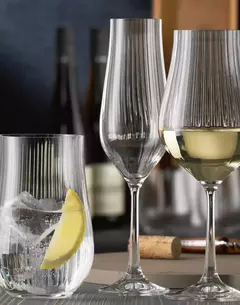 JG 6 TAÇAS PARA CHAMPANHE DE CRISTAL TCHECO BOHEMIA TULIPA OPTIC 170ML - César Bertazzoni Presentes