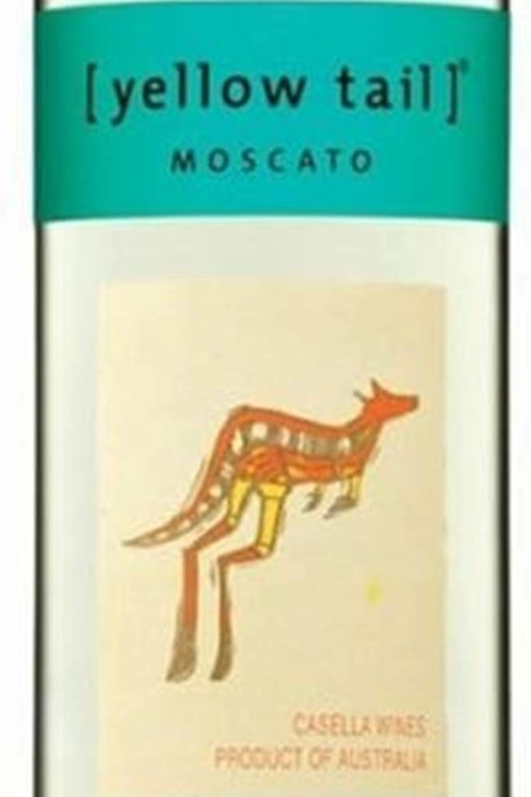 Vinho Australiano Branco Yellow Tail Moscato 750ml - comprar online