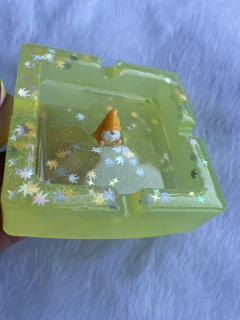 Gnominho Místico Amarelo na internet