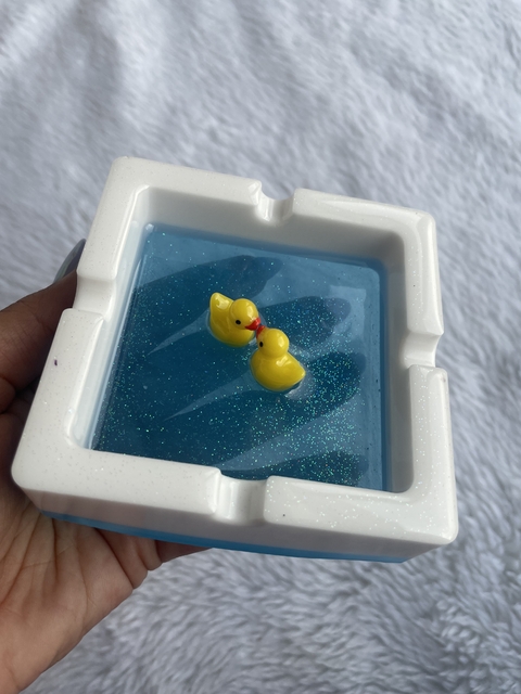 Piscina de patinhos borda branca - comprar online