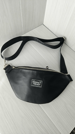 Riñonera Lyra Negra - Perfect Trendy