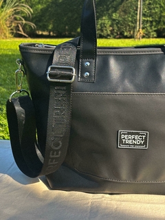 Tote Bag Antares Negra en internet