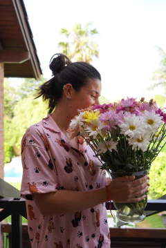 Salchipijama camisa/short rosa.