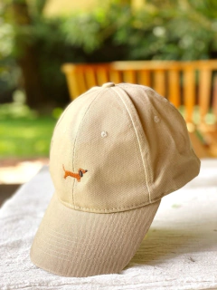Gorra Beige Salchi Marrón. - comprar online