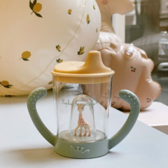 Vaso Antigoteo Sophie la girafe - KAMIRO BABY SHOP