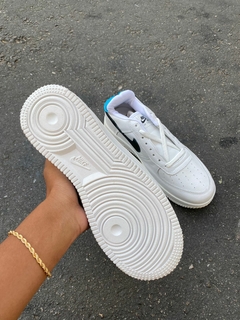Air Force Branco c/preto na internet