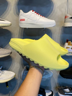 Yeezy Slide - Verde - comprar online