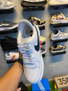 Air Force Branco c/ Azul na internet