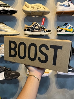 Box Gaveta Yeezy 350 na internet