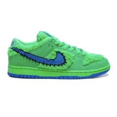 SB Dunk Green Bear