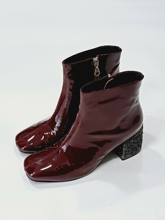 BOTAS VITAMINA 38 BORDO CHAROL