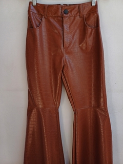 PANTALON ALLOMARTINEZ 1 CROCO - comprar online