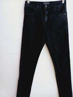 SKINNY CHER 28 - SECONDMODEVINTAGE