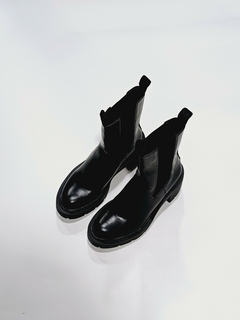 BOTAS ZARA CUERO 38 - comprar online