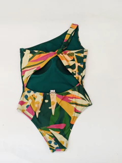 ENTERA ASIMETRICA BRASILERA S/M en internet