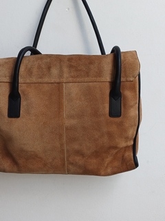 CARTERA PRUNE GAMUZA CAMEL en internet