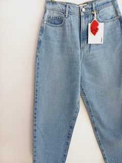 JEAN JAZMIN CHEBAR MOM 27 - tienda online